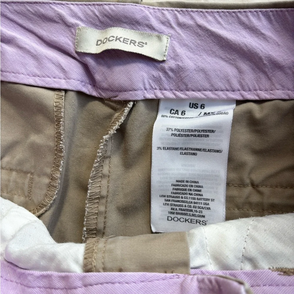 BN9 Dockers Women's Tan Bermudas Khaki‎ Shorts size 6 Casual Chic Timeless